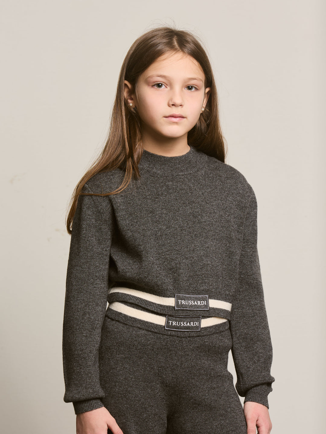 top l/s cropped logo stripe sweater - grey
