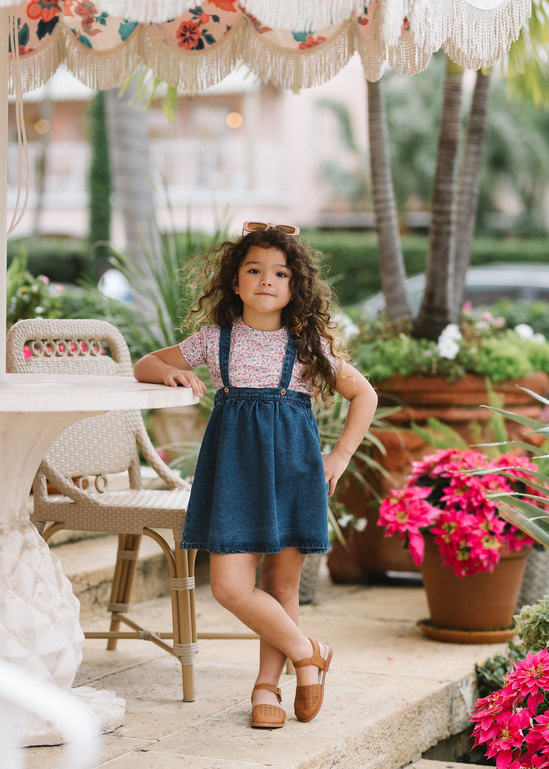 GIRLS/WEEKDAY/DRESS – Lily and Todd