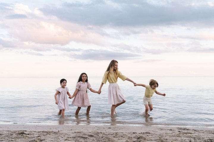 shorts sunny blossoms - yellow mini plaid