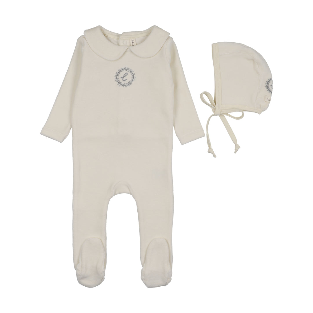 footie velour crest emblem with bonnet - cream/blue