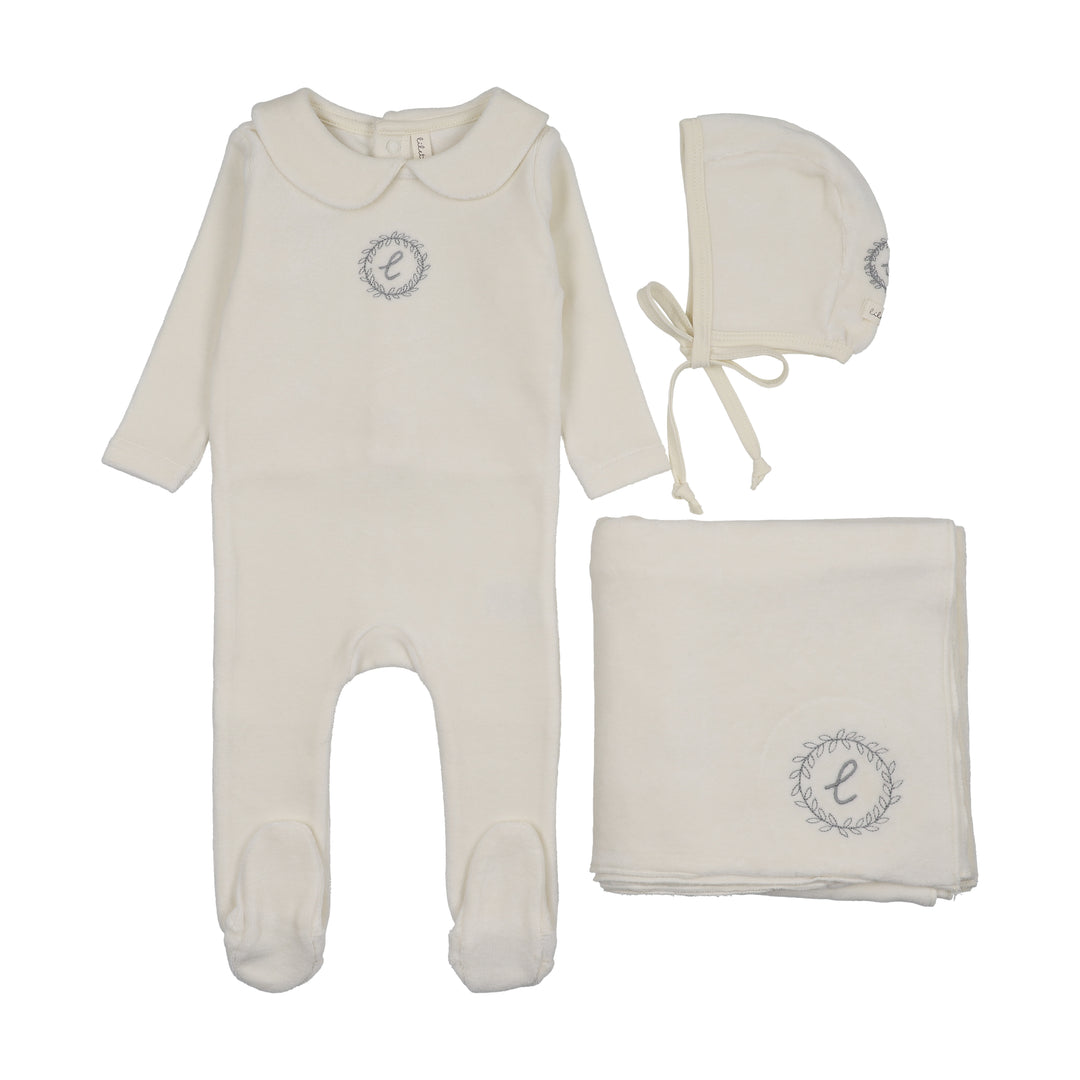 set footie velour crest emblem with bonnet and blanket - cream/blue