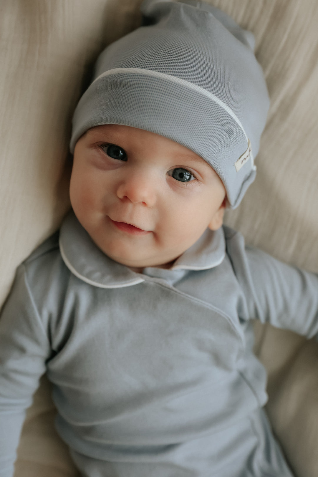 footie side wrap collared with beanie - dove blue/wtr wte tm