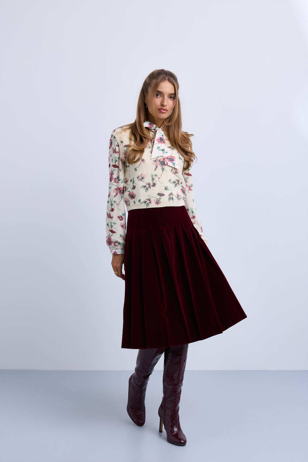 skirt pleated velvet - burgundy