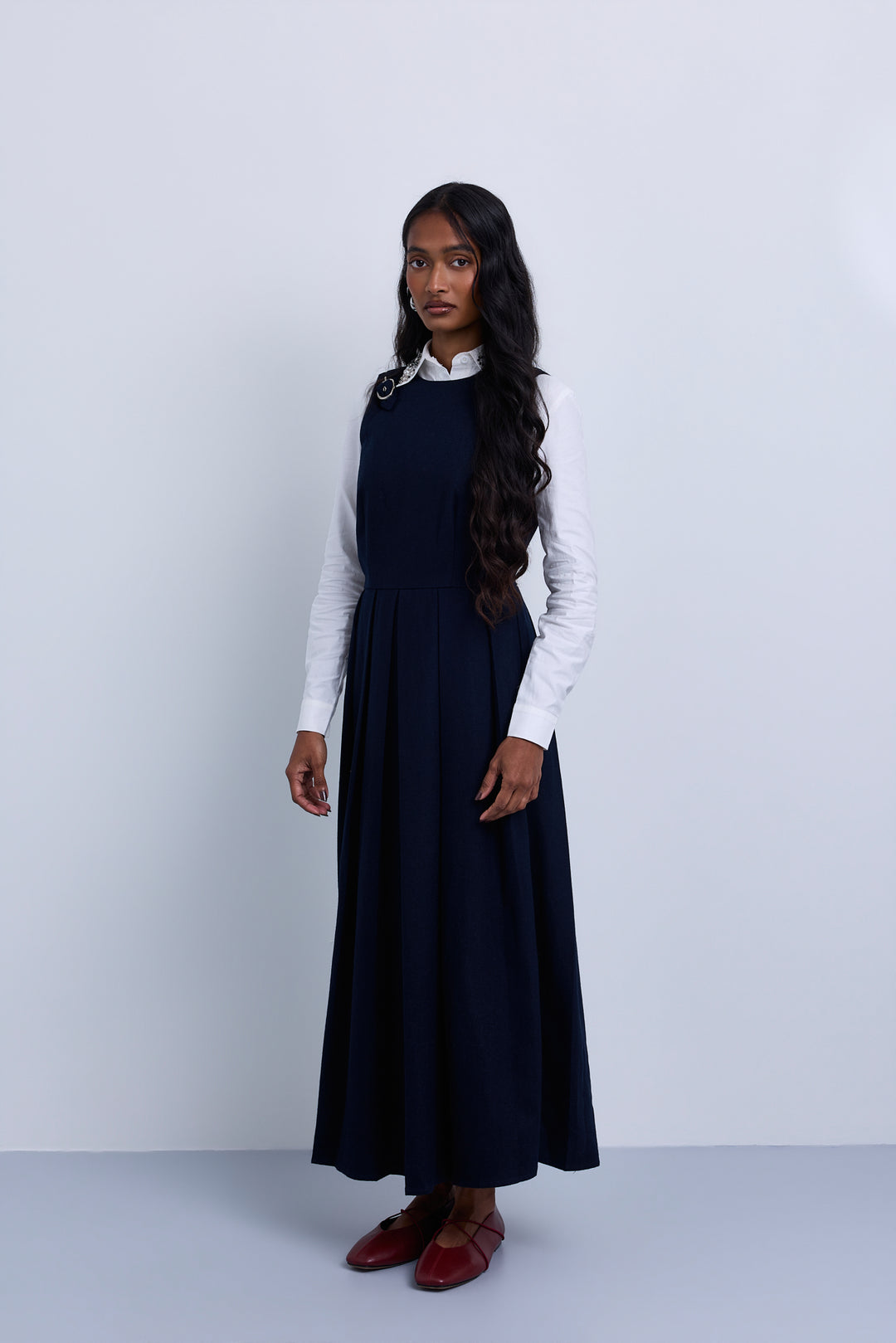 dress wool with gem collar shirt - navy
