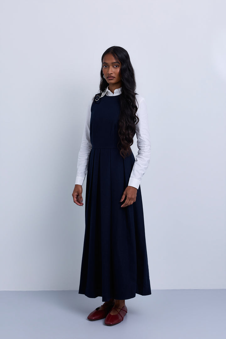 dress wool with gem collar shirt - navy