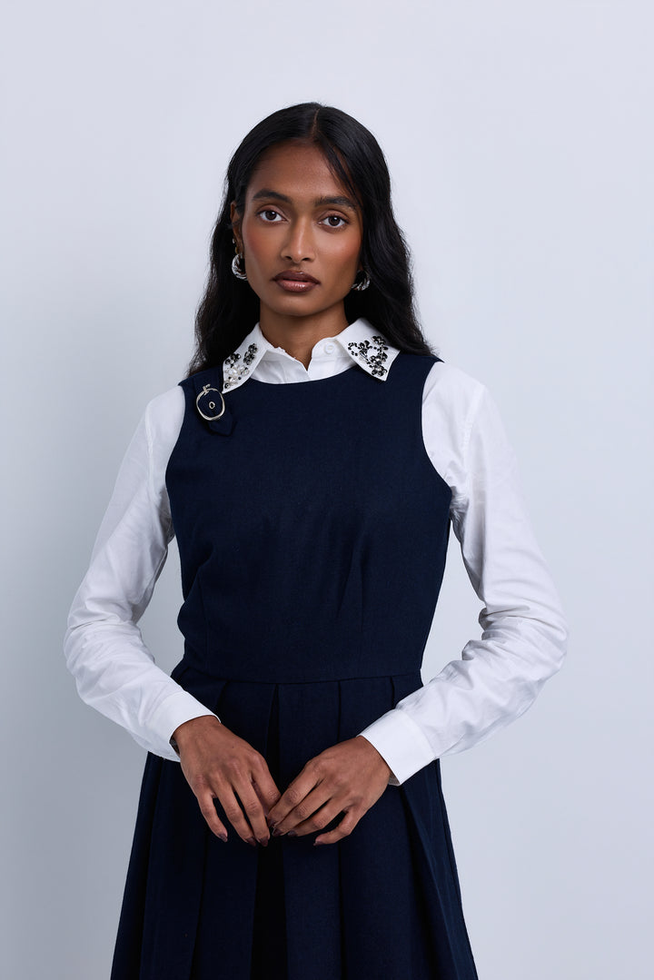 dress wool with gem collar shirt - navy
