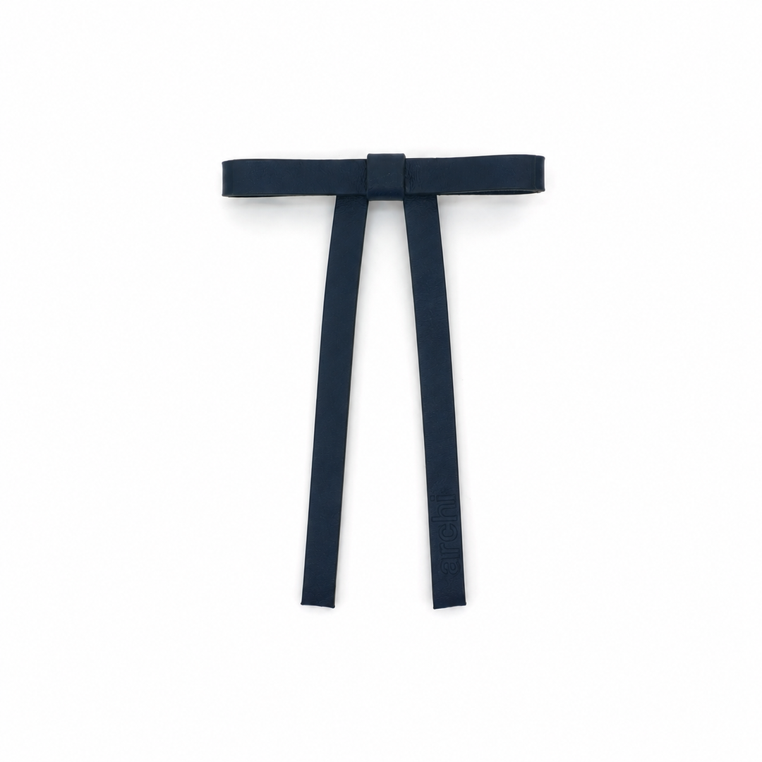 clip leather embossed bow - navy