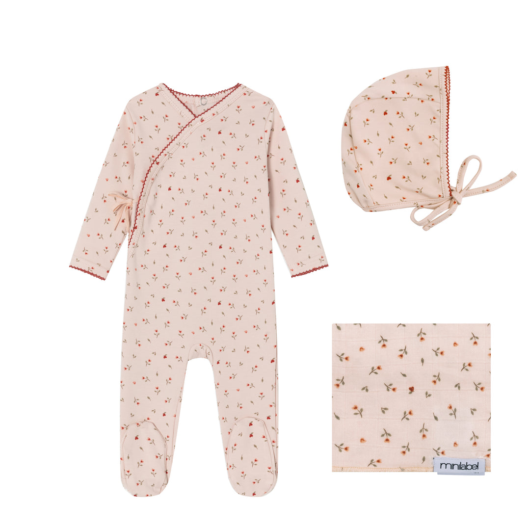 set footie heart print with bonnet and swaddle - pink