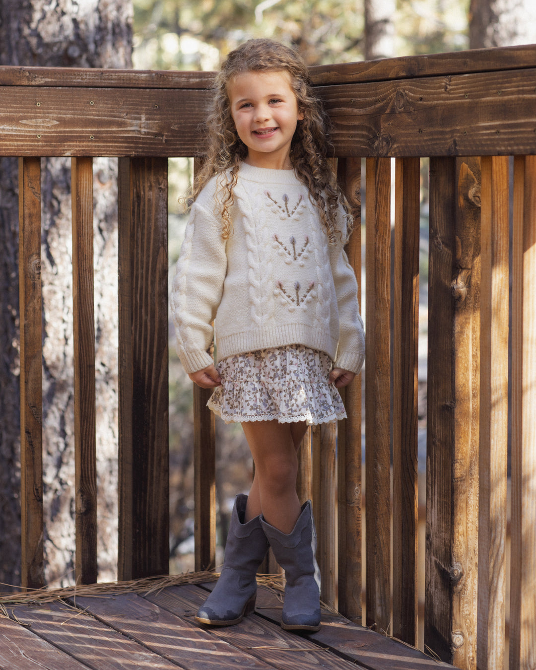 top l/s cable knit flower sweater - natural