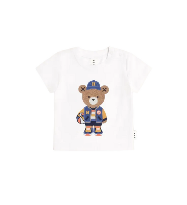 tee s/s baller hux bear - white