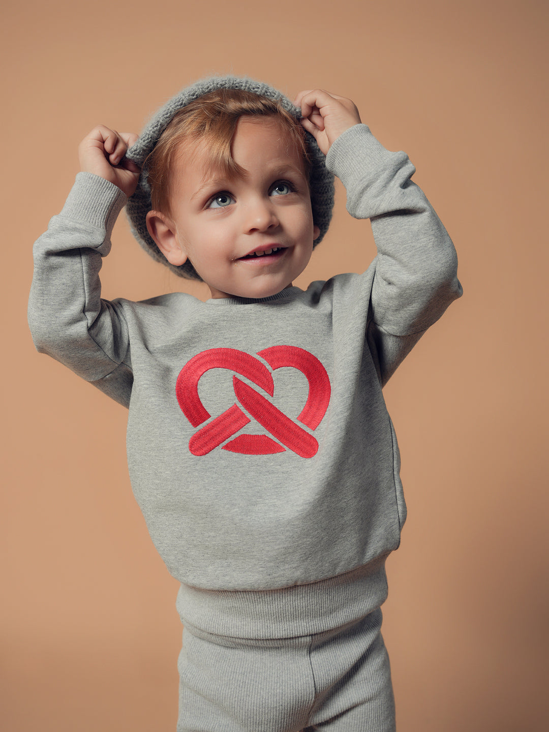 set outfit pretzel sweatshirt and leggings - grey