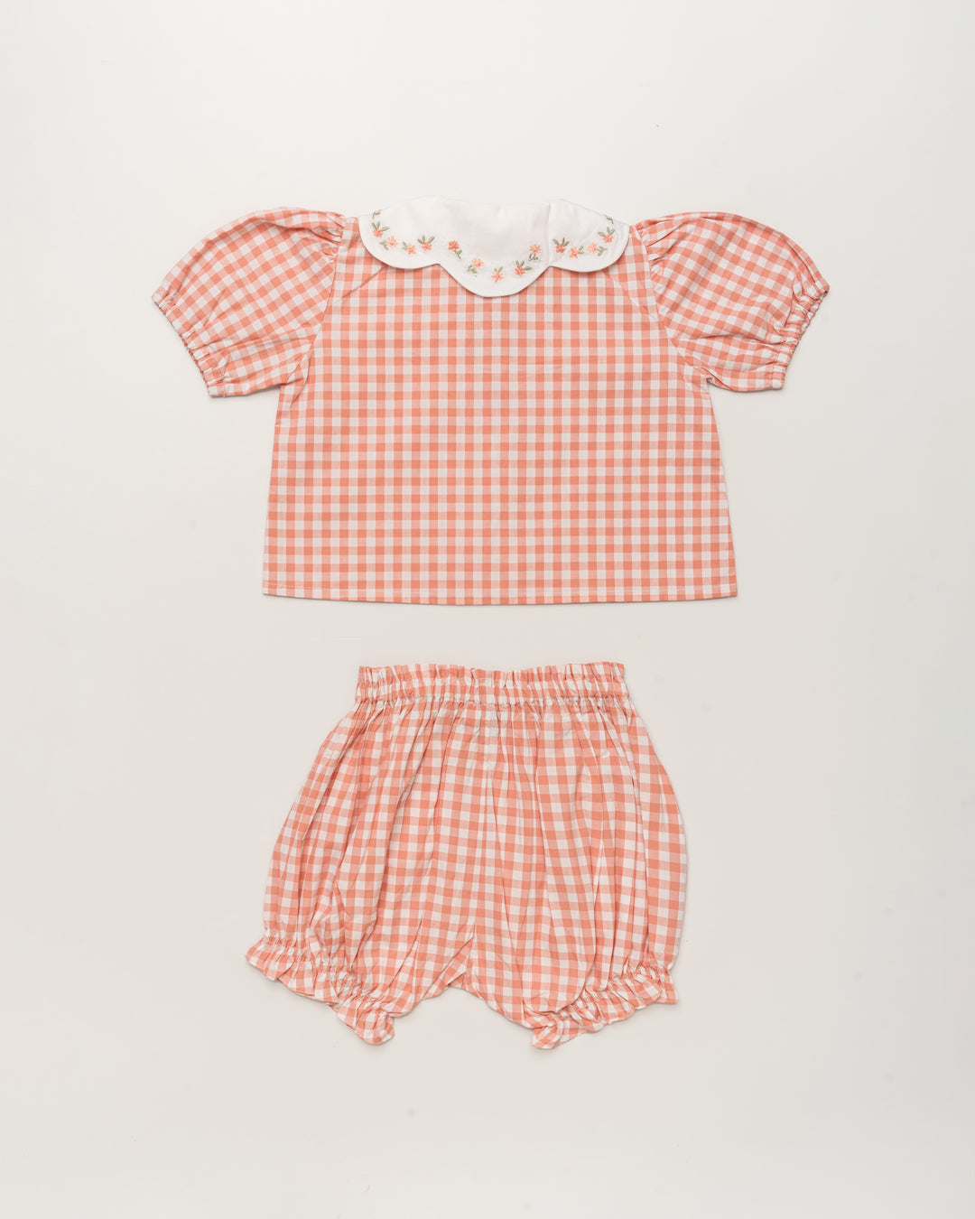 set outfit gingham scallop collar shirt and shorts - peony