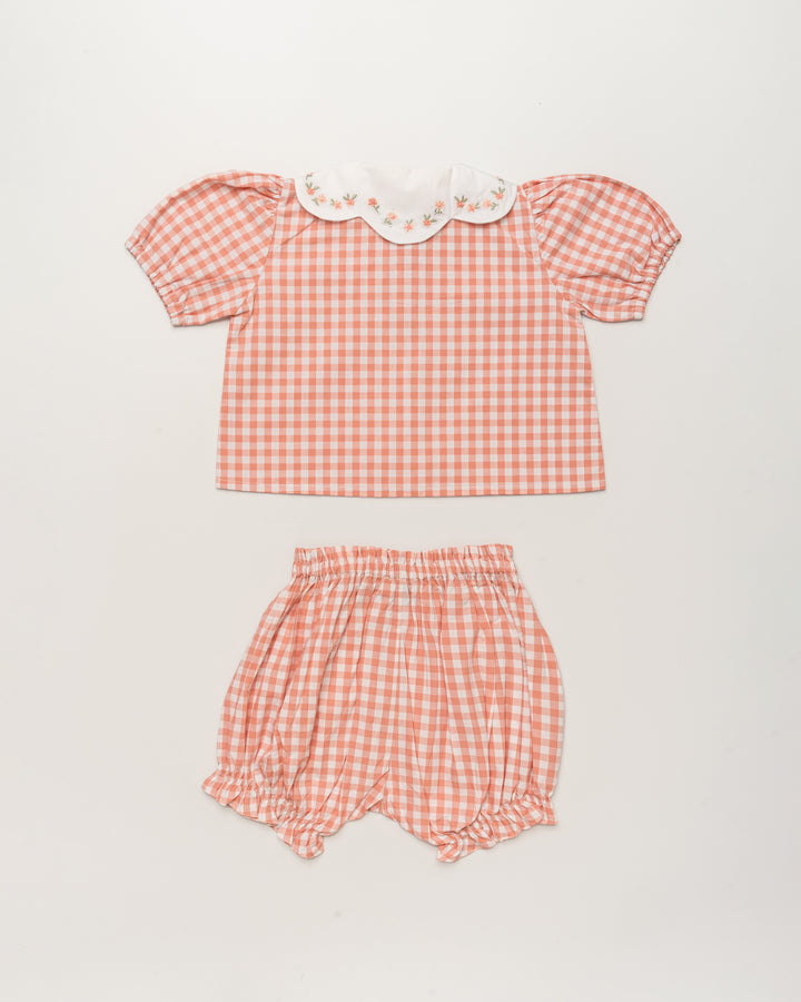 set outfit gingham scallop collar shirt and shorts - peony