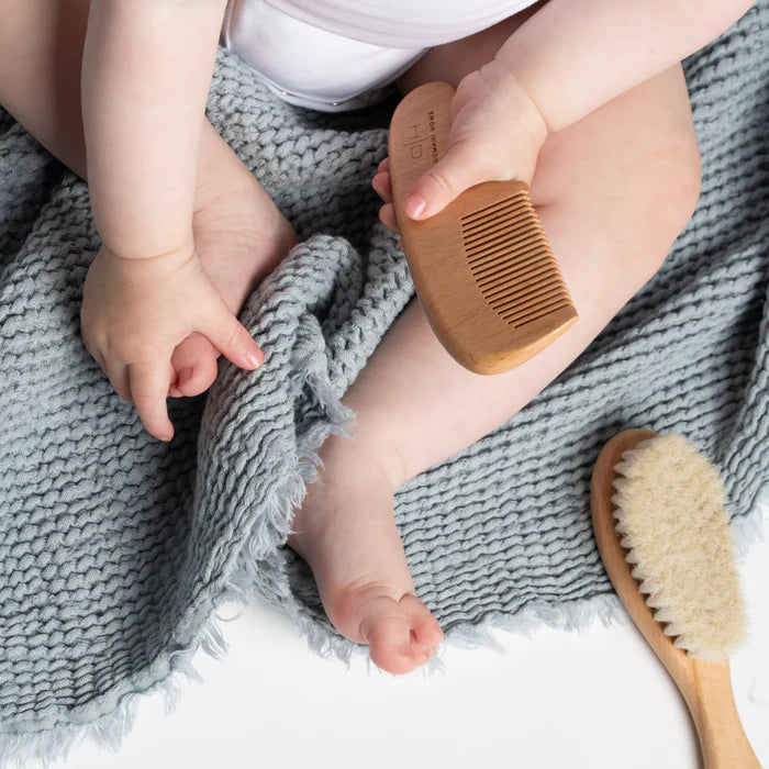 brush and comb set - wood