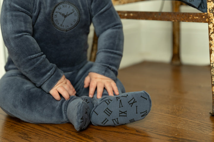 footie velour clock with hat - true navy