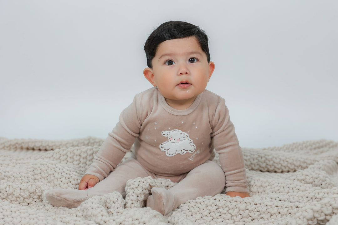 footie velour with baby sheep - beige