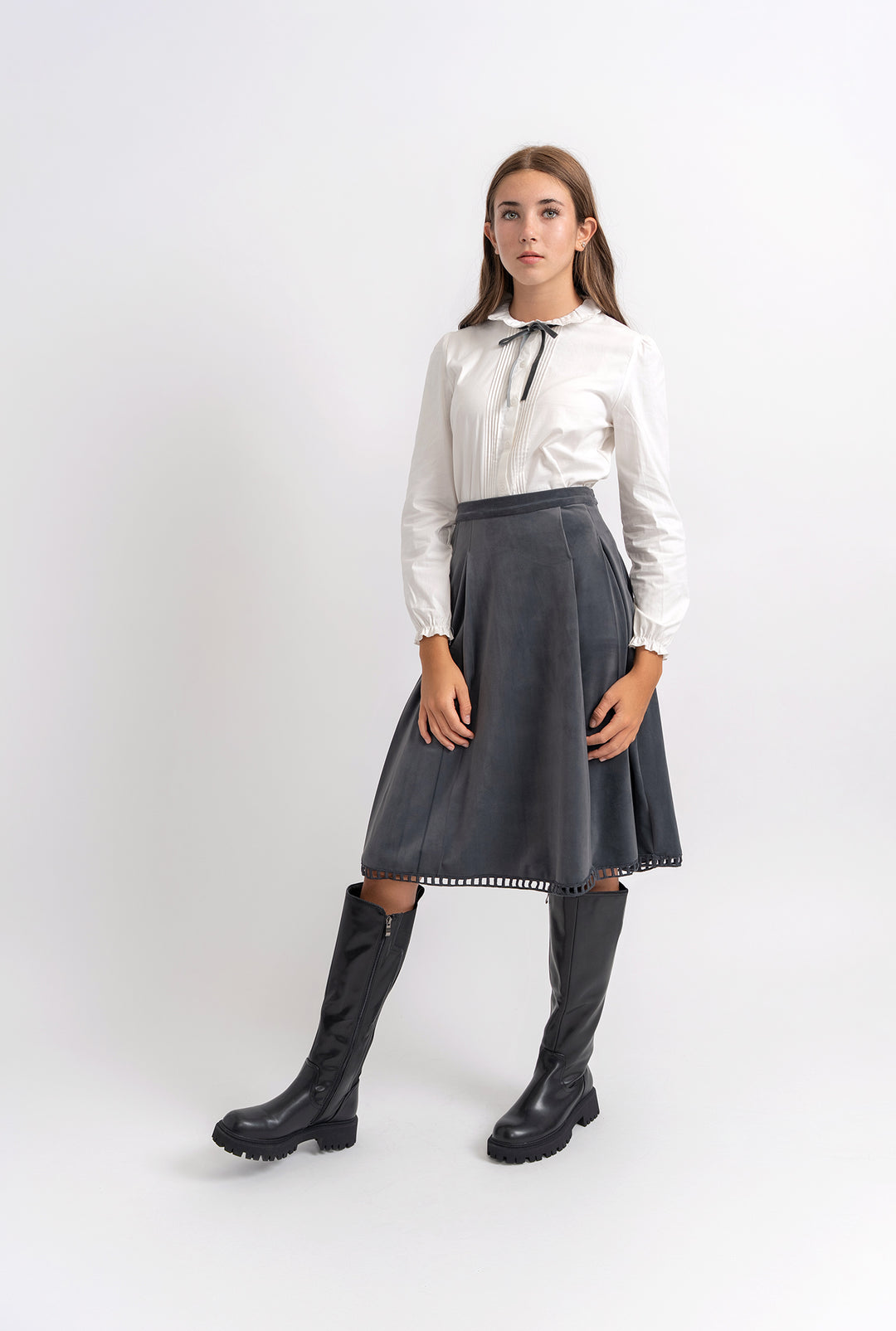 shirt l/s woven with velvet ribbon - white