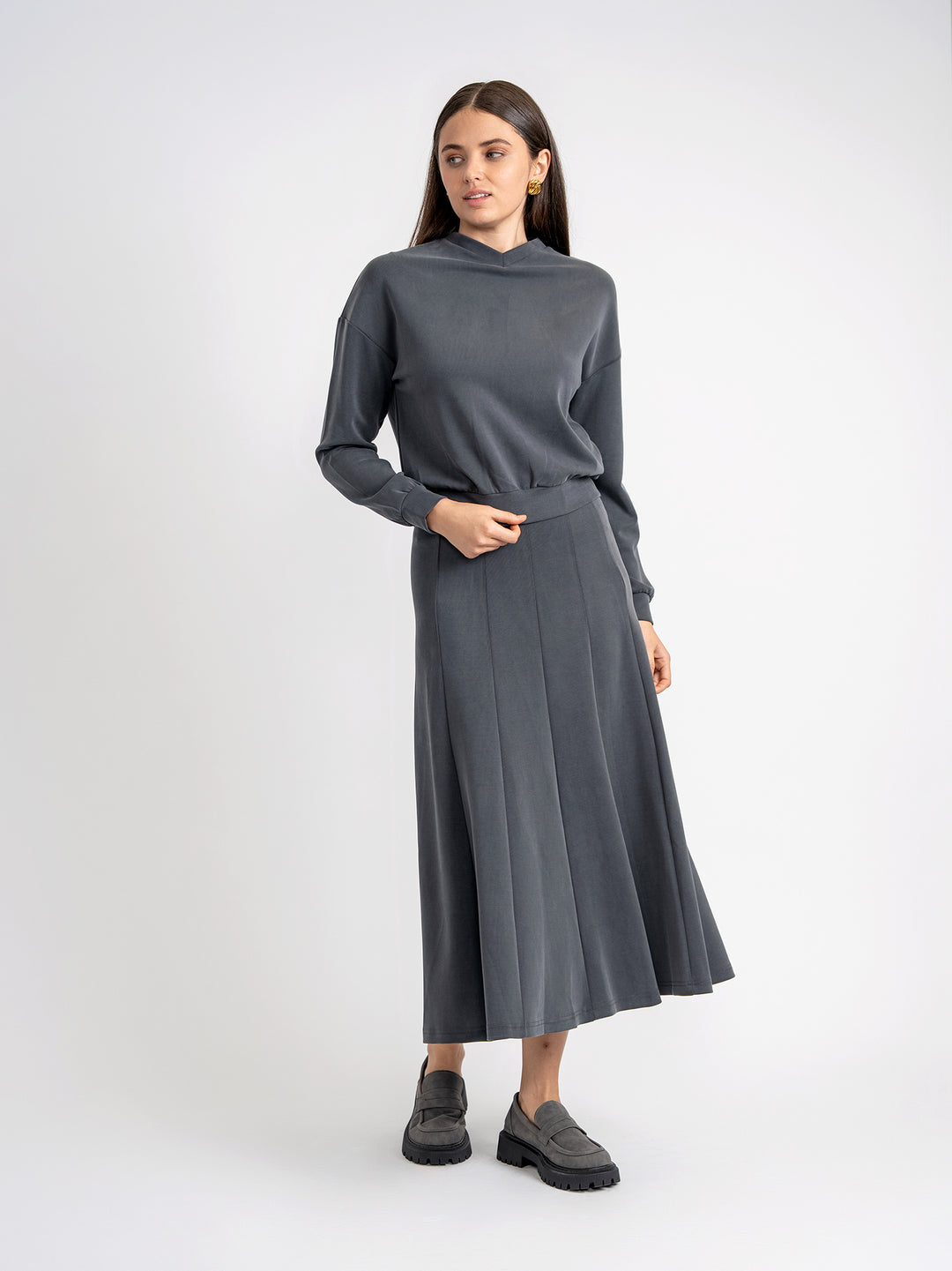 top l/s v neck sweatshirt - charcoal