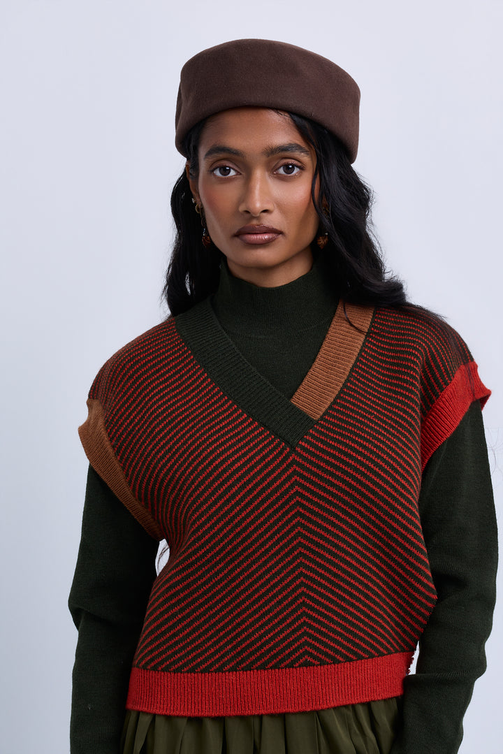 top l/s knit geo lines - green