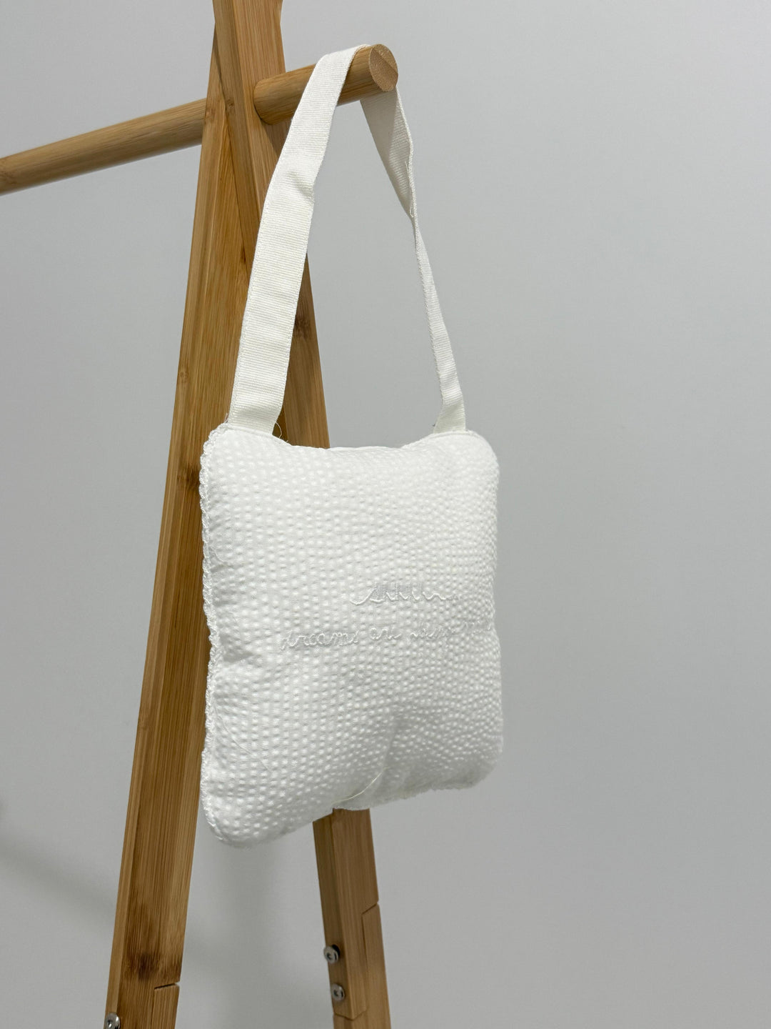accessories door hanging - stone