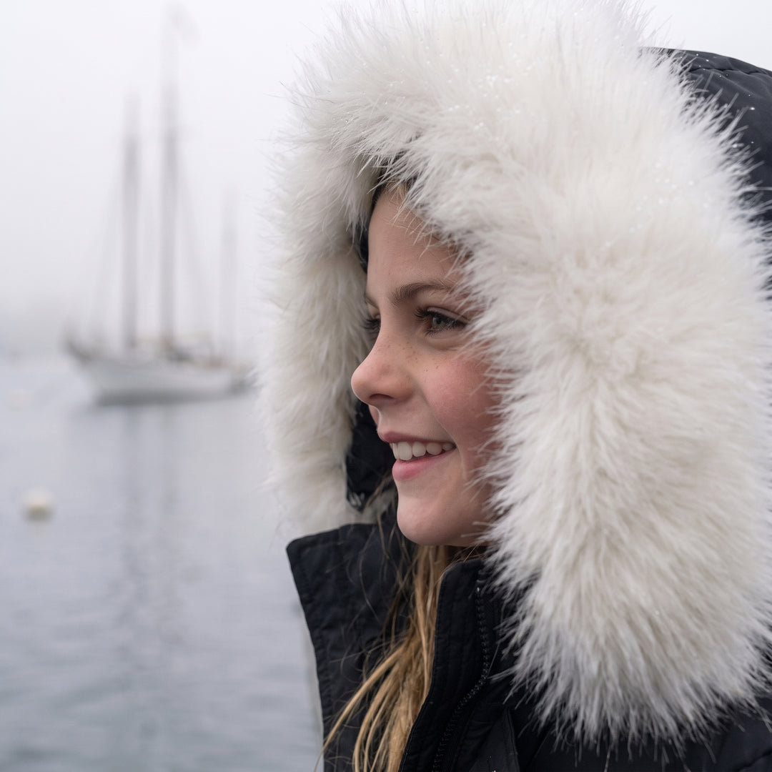 coat canvas knit cuffed with fur hood - black/white fur