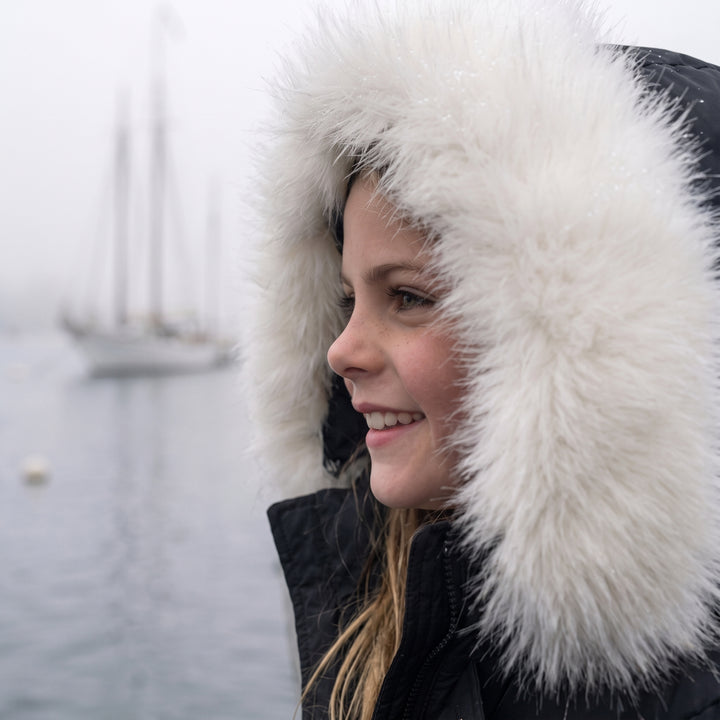 coat canvas knit cuffed with fur hood - black/white fur