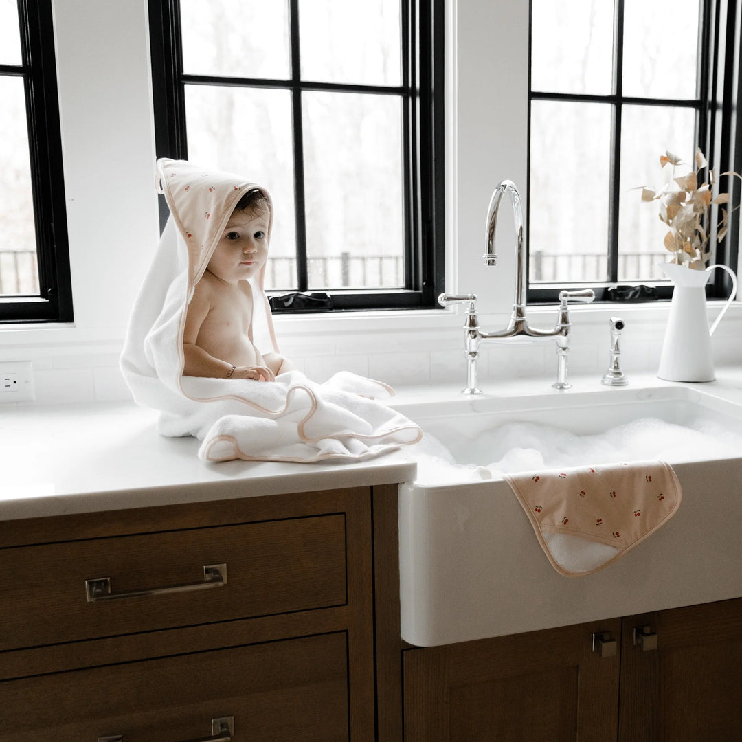 towel hooded+washcloth - pink cherries