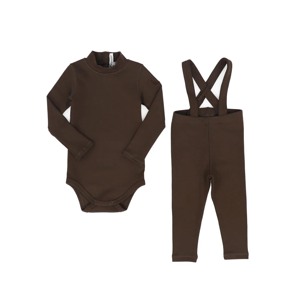 set outfit logo patch turtleneck onesie and overalls - brown