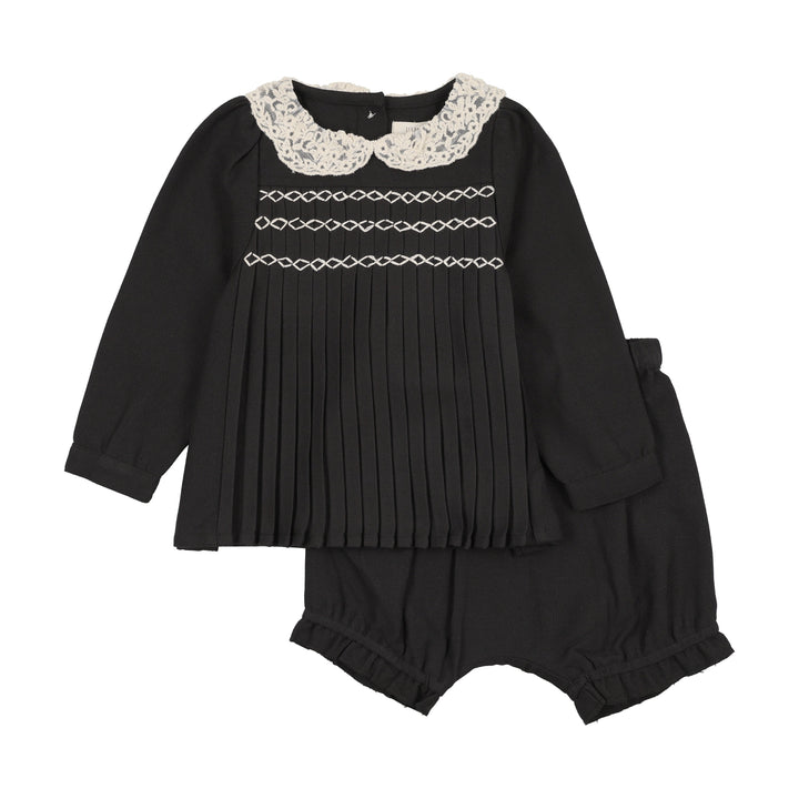 set outfit pleated lace trim blouse and bloomers - black