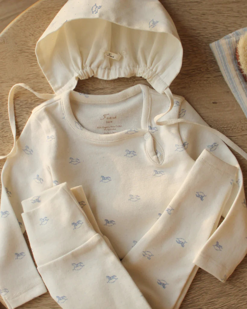 set outfit rocking horse snap top and leggings with bonnet - rocking horse