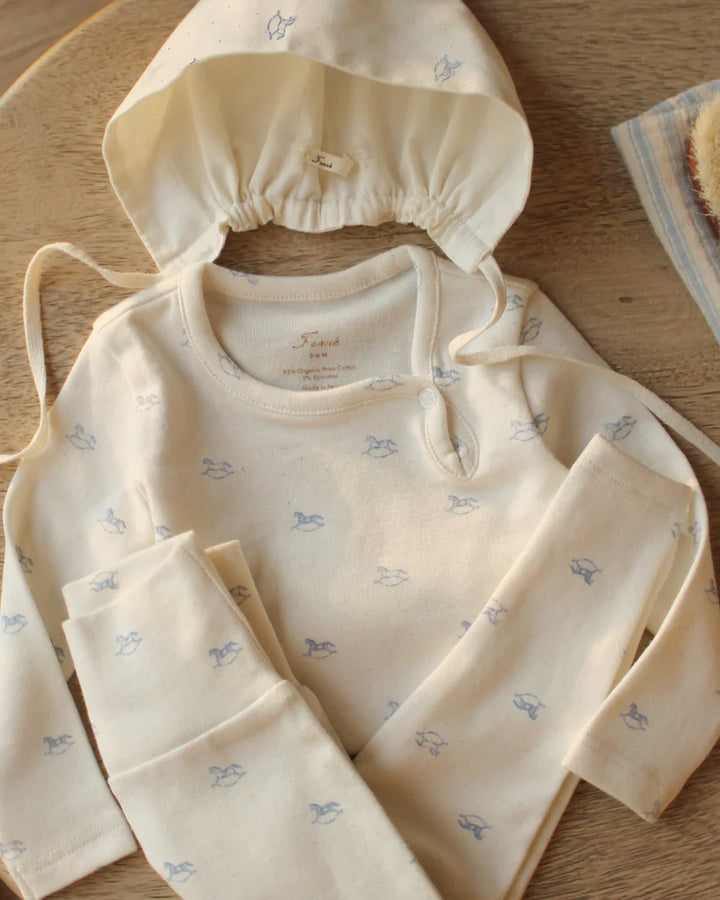 set outfit rocking horse snap top and leggings with bonnet - rocking horse