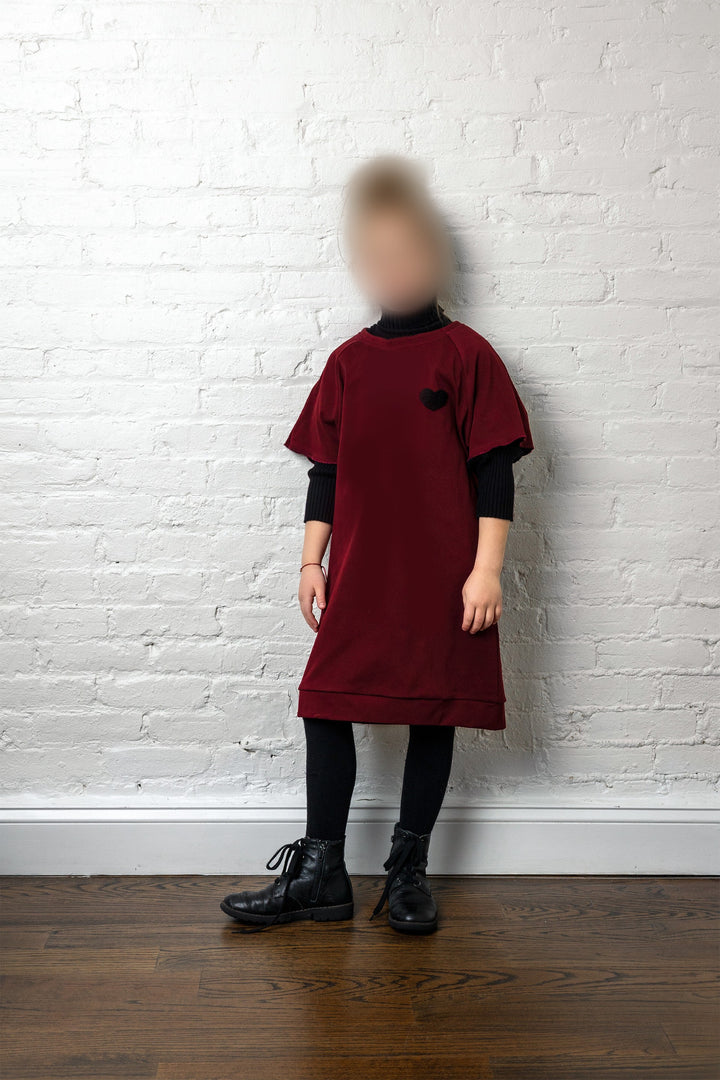 dress s/s sherpa heart sweatshirt - burgundy