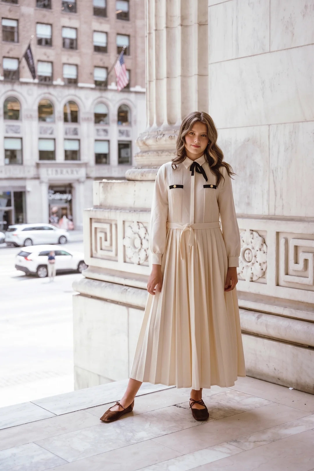 dress pleated bow detail shirt style - cream